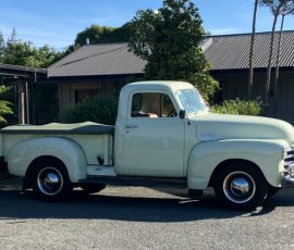 Maureen & Leigh Joblin's Chevy Ute